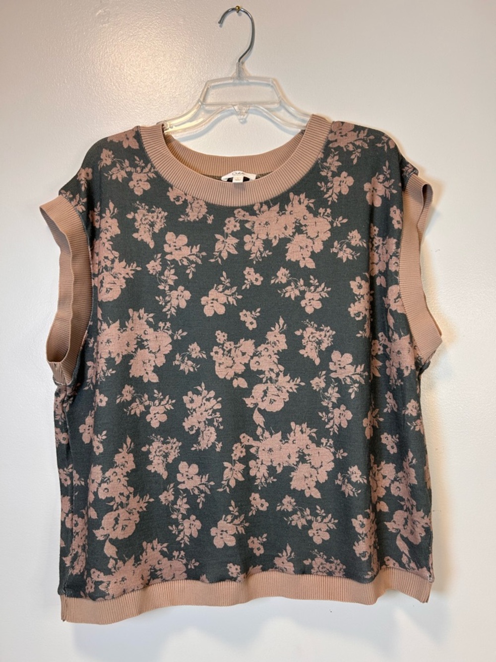 Oddi Floral Knit Sleeveless Top in Dusty Rose and‎ Green Women’s Large